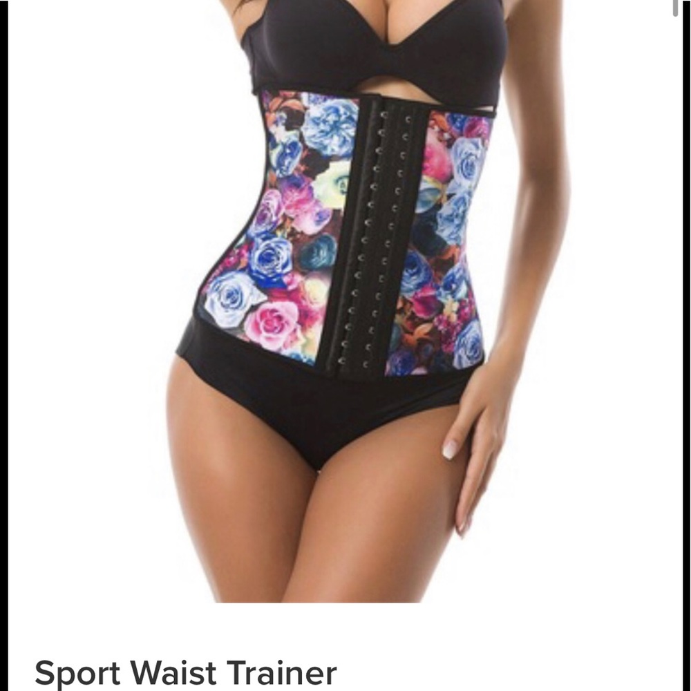 Waist trainers🔥🔥🔥